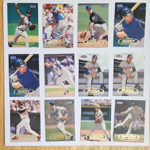 1998 Fleer Corp 051 Card Lot Fleer Tradition (Portrait) Baseball Cards